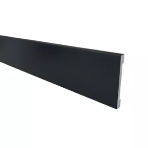 Rodapé de Poliestireno 10cm Liso Preto Barra 2 Metros Liga